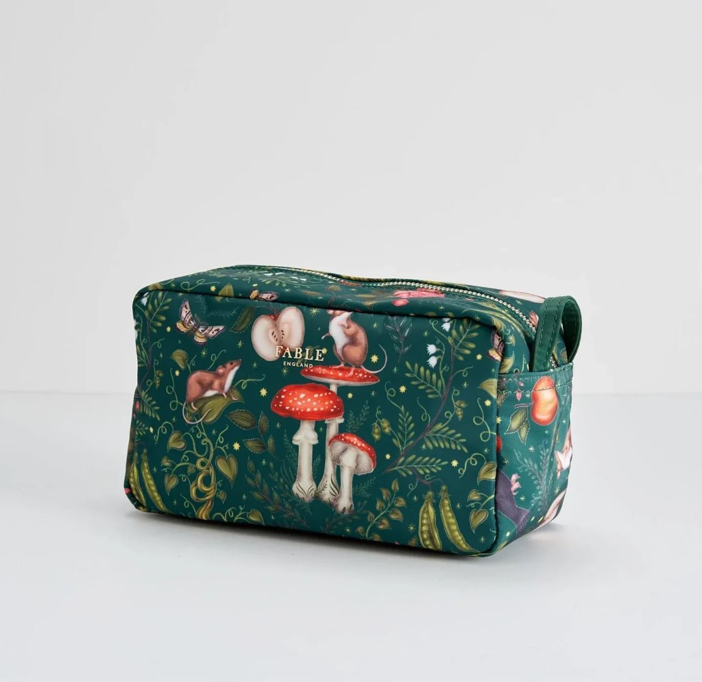 Trousse de toilette "into the woods"