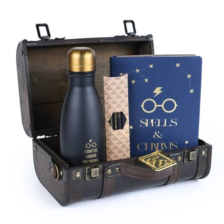 Valise coffret cadeau Trouble Finds Me