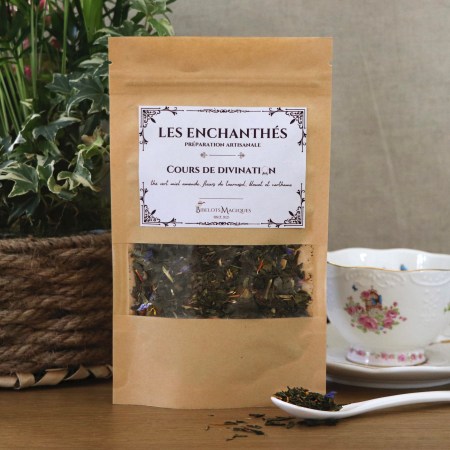 Thé Cours de Divination