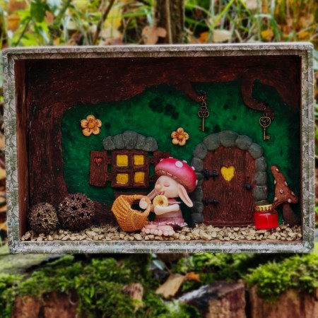 Champignome diorama rouge en porcelaine froide