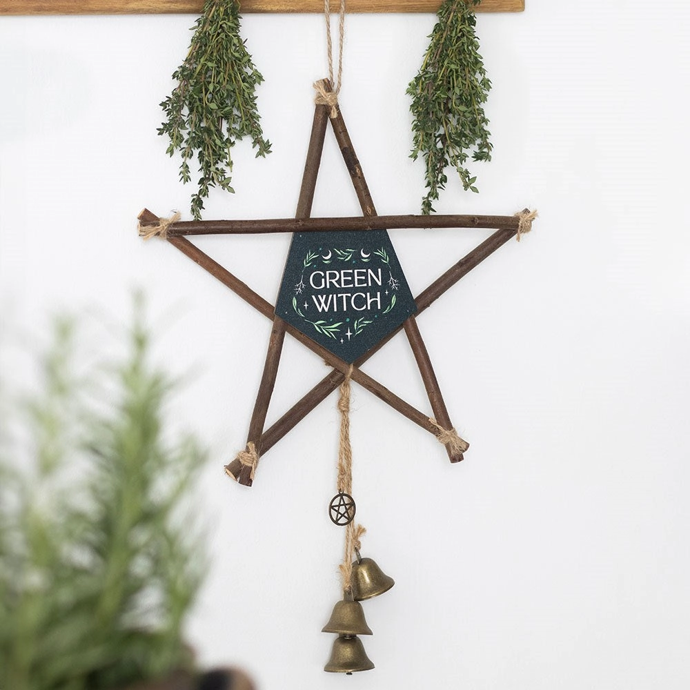 Suspension bois pentagramme "Green Witch"